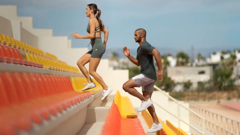 Vuori: The Activewear Brand Revolutionizing Comfort and Sustainability